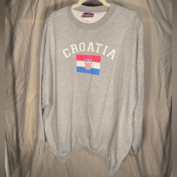 Croatia Crewneck 🇭🇷 - Picture 1 of 5
